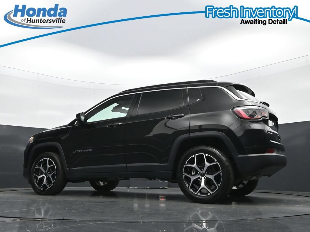 Used 2025 Jeep Compass Limited AWD/4WD image 30