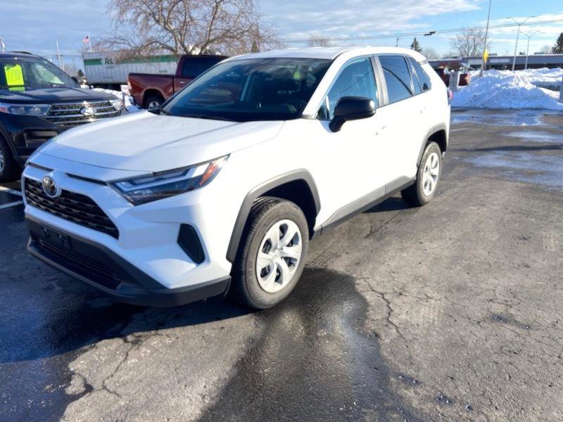 Used 2024 Toyota RAV4 LE image 3