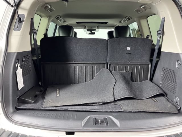 Used 2024 Nissan Armada SL w/ Captain's Chairs Package RWD image 46
