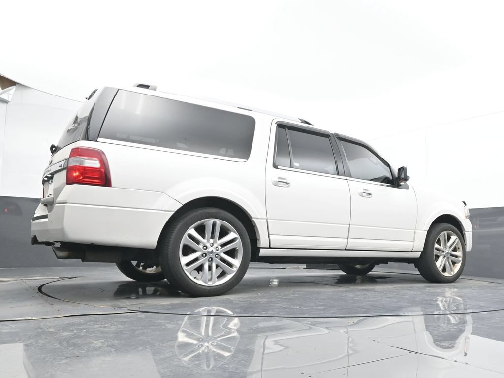 Used 2015 Ford Expedition EL Limited w/ Equipment Group 301A AWD/4WD image 22