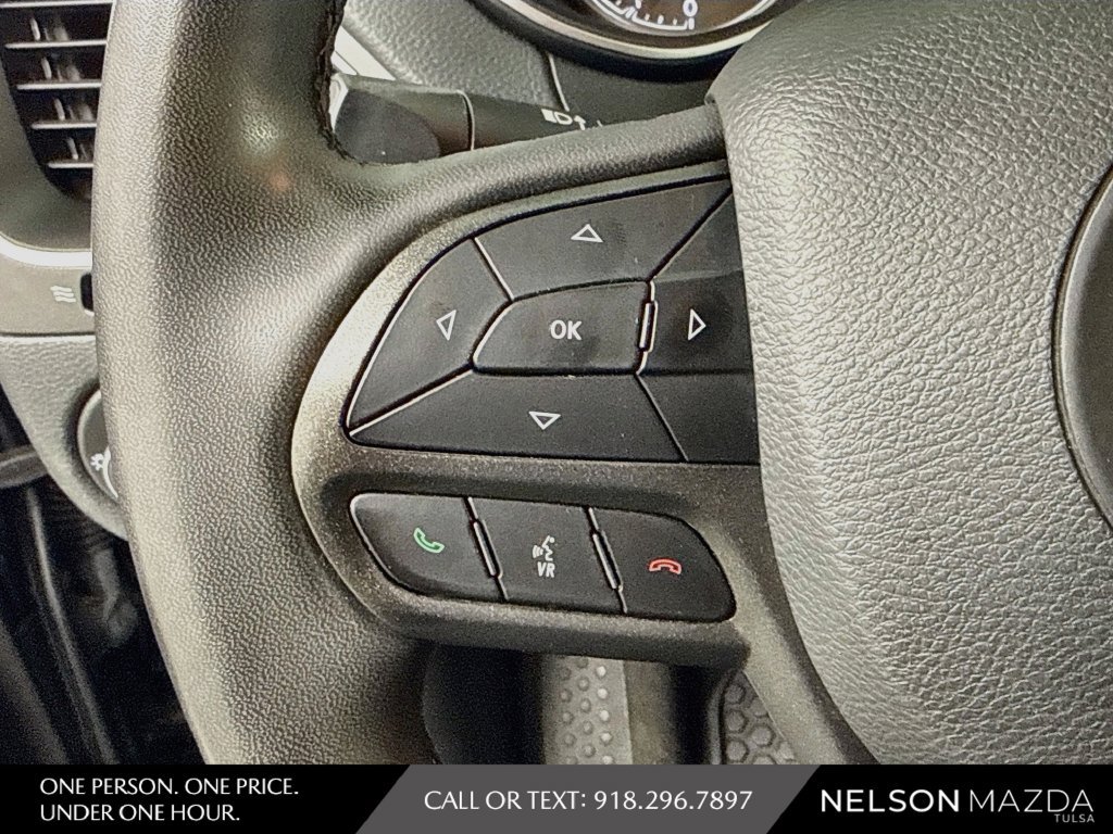 Used 2022 Jeep Cherokee Trailhawk w/ Comfort/Convenience Group AWD/4WD image 23