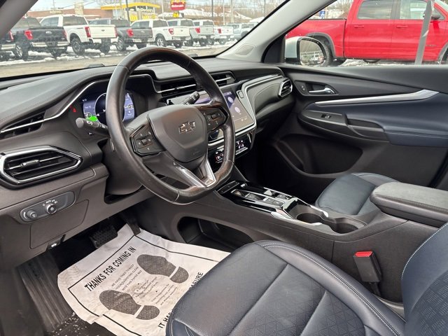 Used 2022 Chevrolet Bolt EUV LT w/ Convenience Package image 18