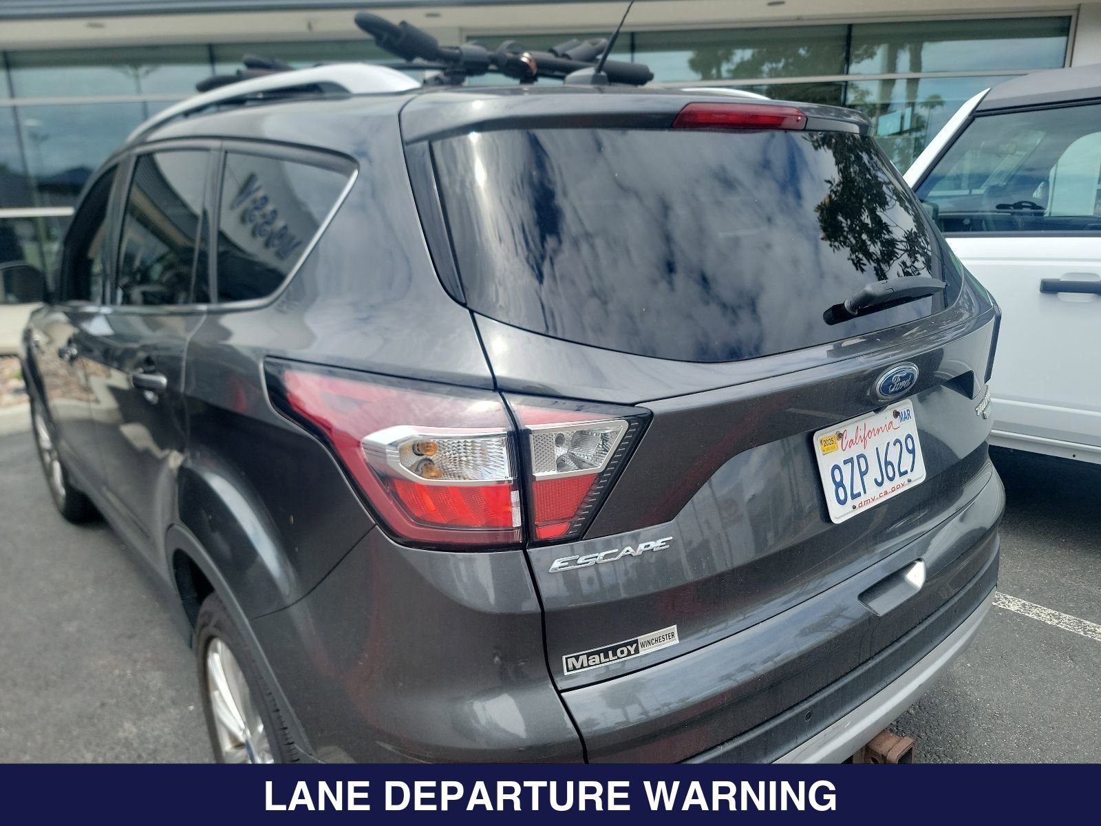 Used 2017 Ford Escape Titanium w/ Equipment Group 301A AWD/4WD image 4