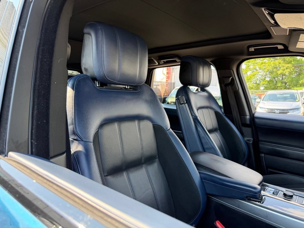 Used 2021 Land Rover Range Rover Sport HST AWD/4WD image 7