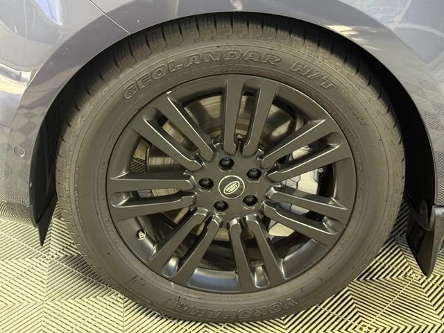 Used 2024 Land Rover Range Rover Long Wheelbase SE AWD/4WD image 9