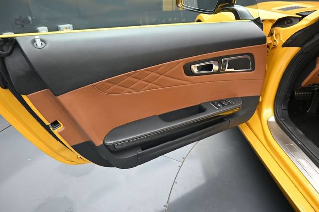 Used 2017 Mercedes-Benz AMG GT S image 14