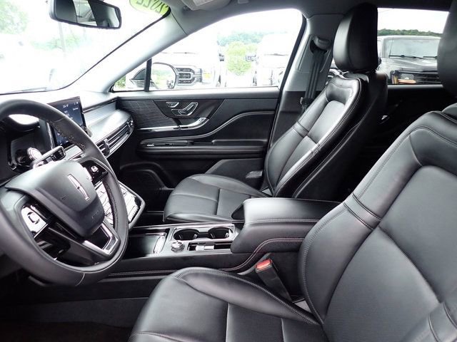 Used 2022 Lincoln Corsair AWD w/ Equipment Group 101A image 17