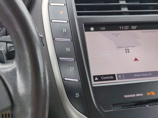 Used 2019 Lincoln MKC Select w/ Select Plus Package FWD image 25
