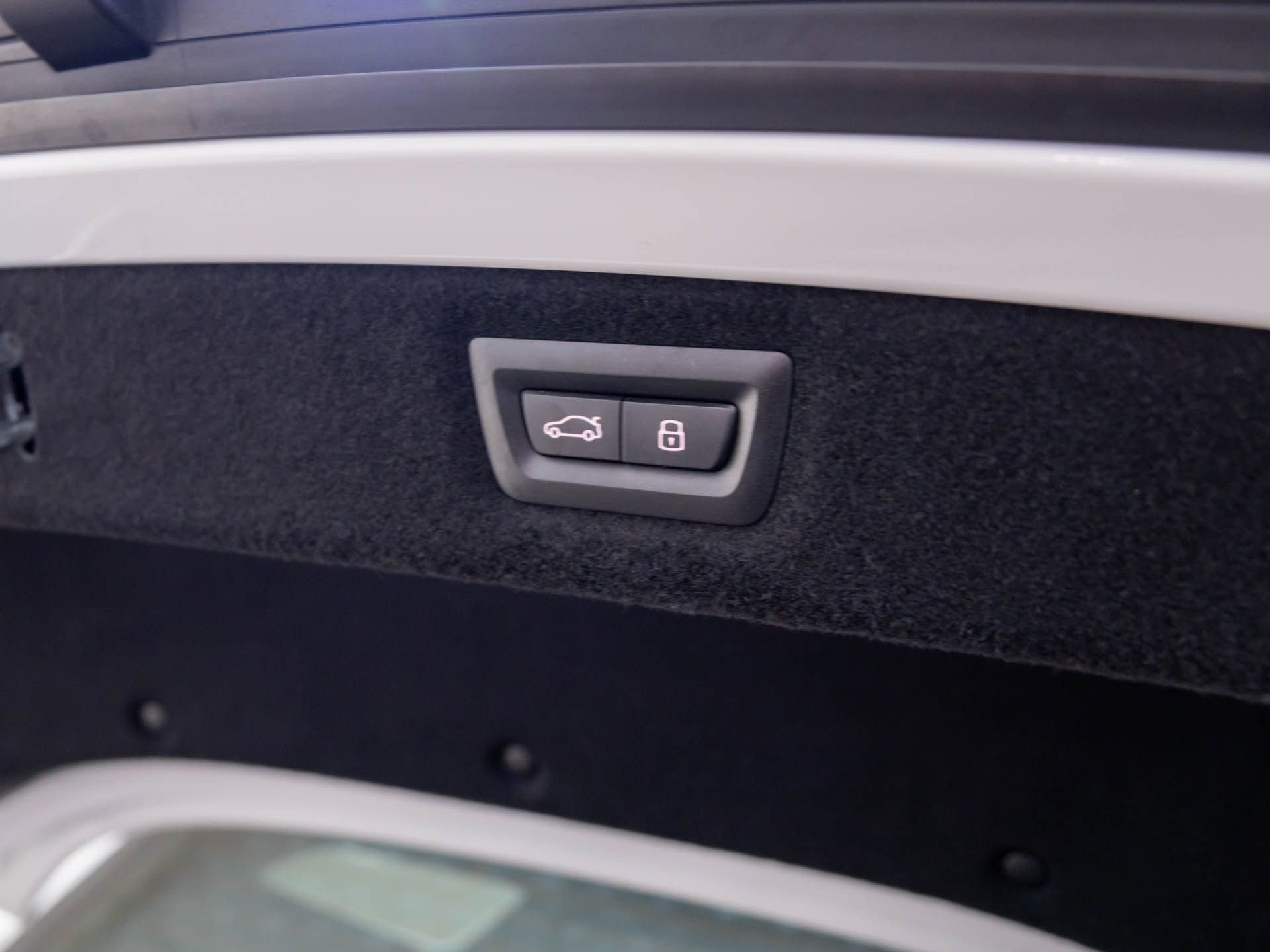 Used 2024 BMW 840i xDrive Coupe w/ Driving Assistance Package image 33