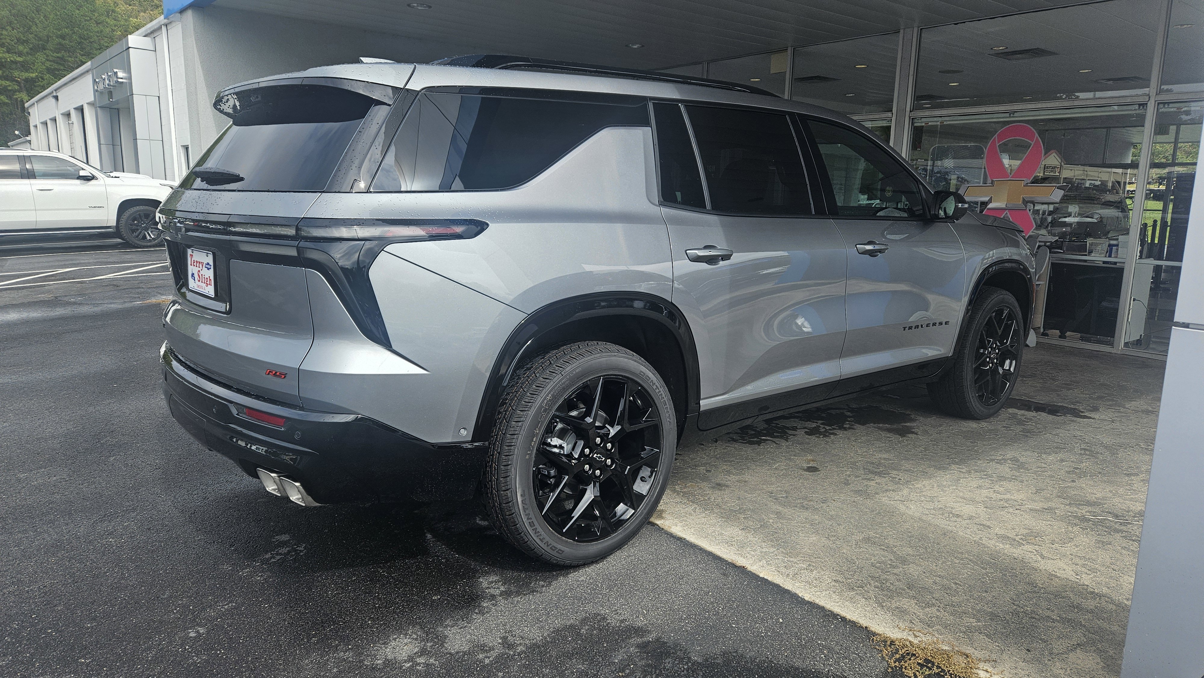 New 2026 Chevrolet Traverse RS image 6