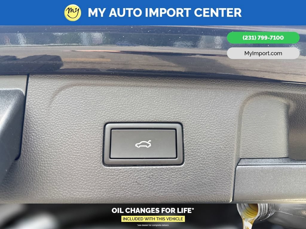 Used 2025 Volkswagen Atlas SEL Premium R-Line AWD/4WD image 28
