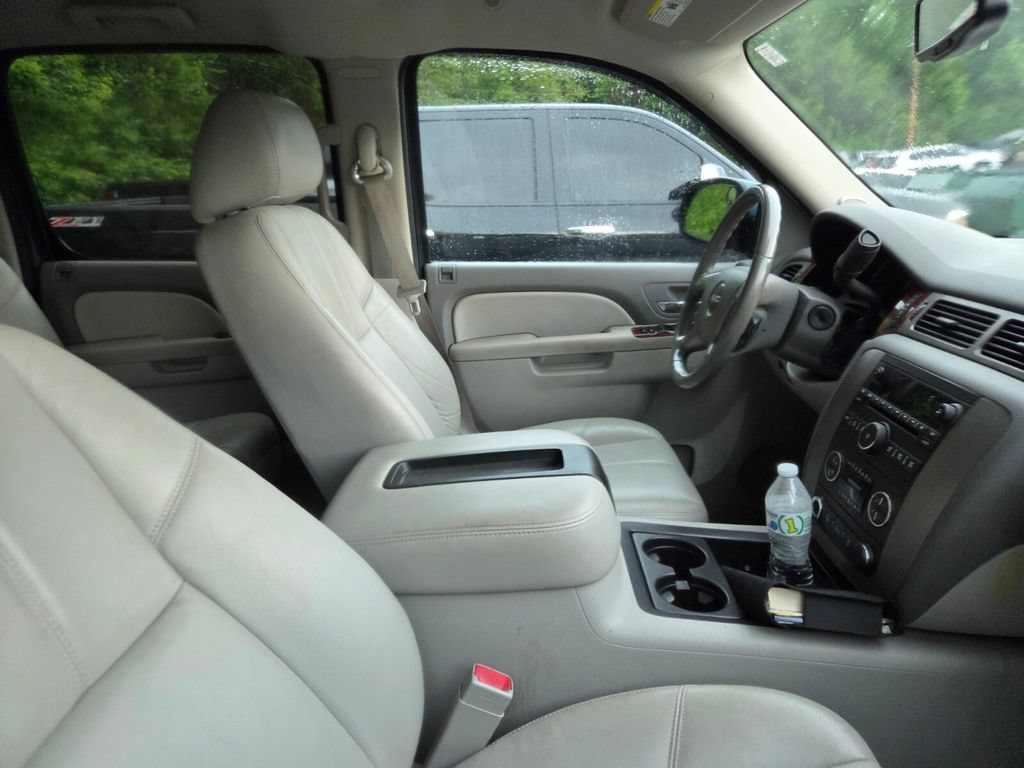 Used 2012 GMC Sierra 1500 SLT w/ SLT Convenience Package AWD/4WD image 10