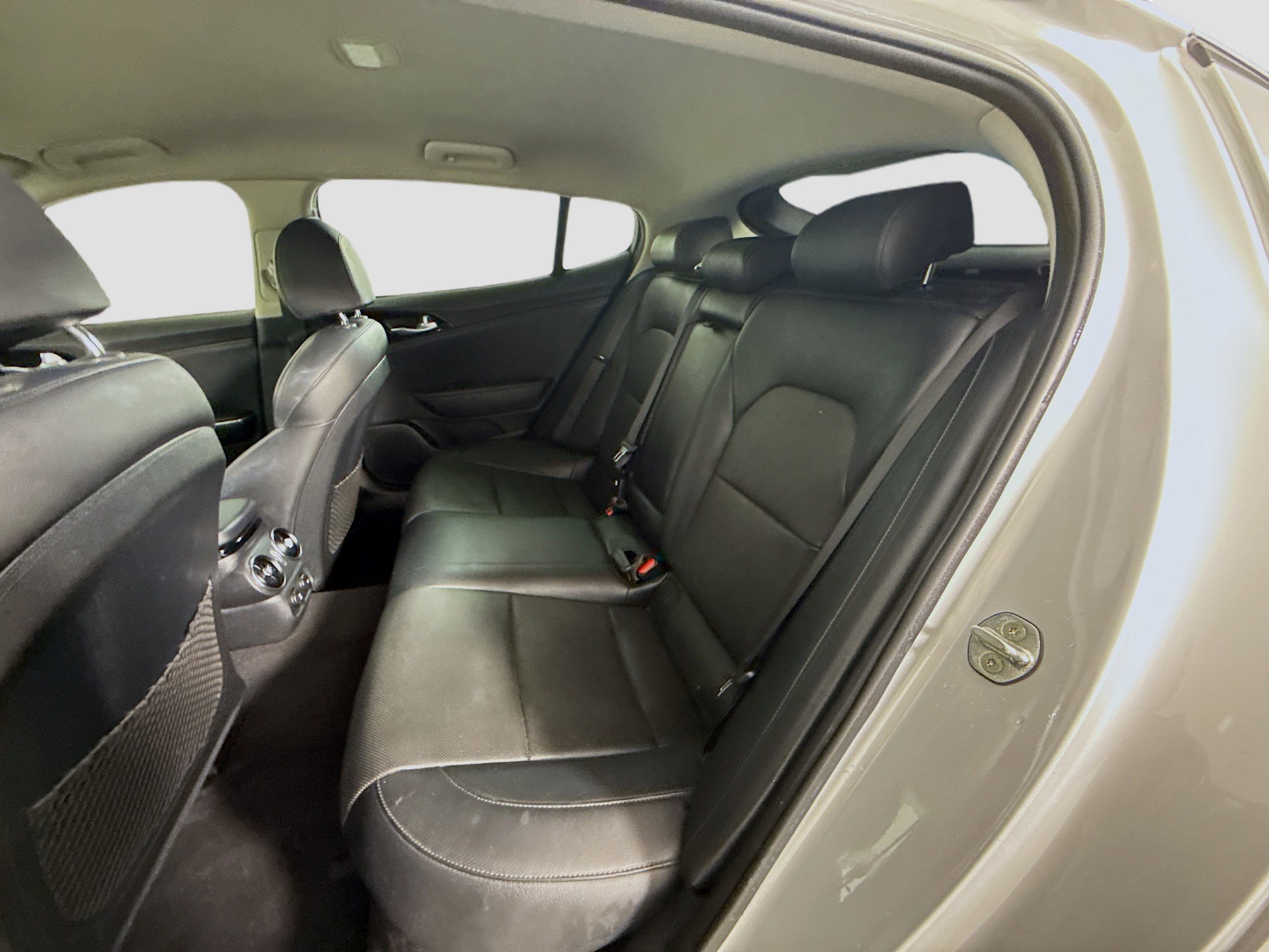 Used 2018 Kia Stinger image 25