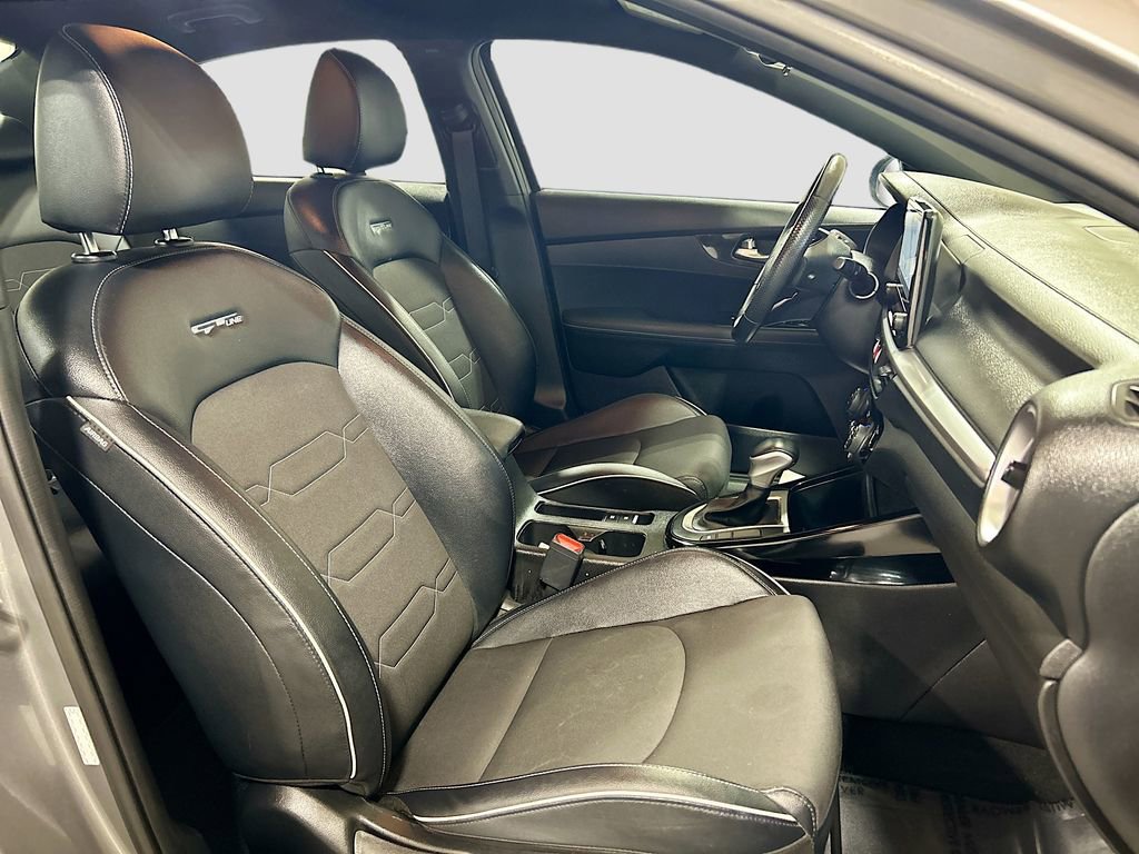 Used 2023 Kia Forte GT-Line w/ GT-Line Technology Package FWD image 24