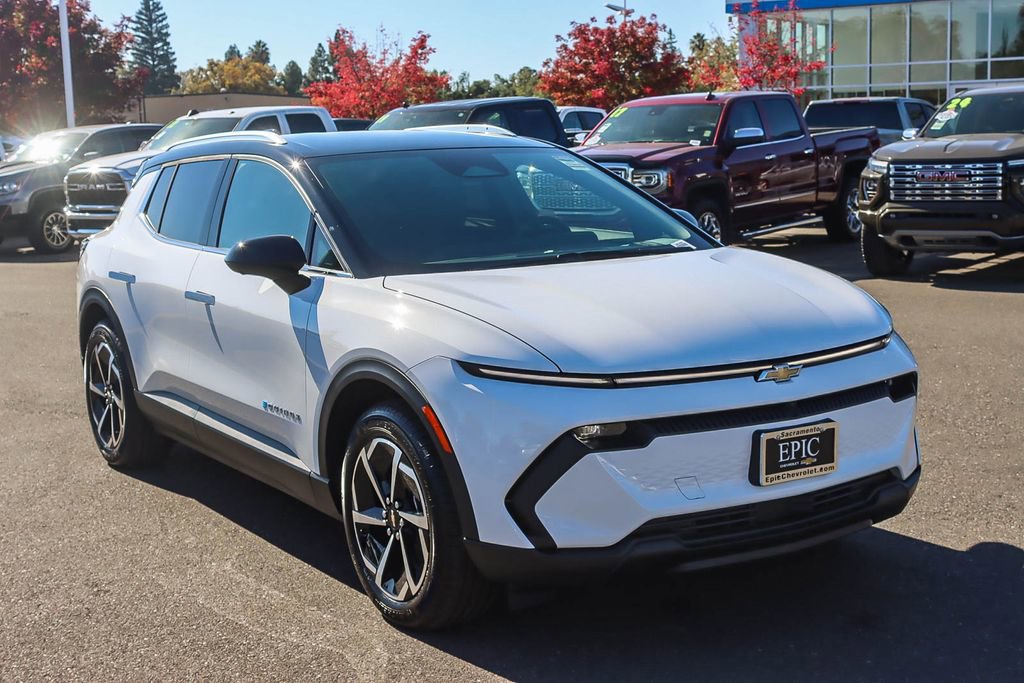 New 2026 Chevrolet Equinox EV LT image 5