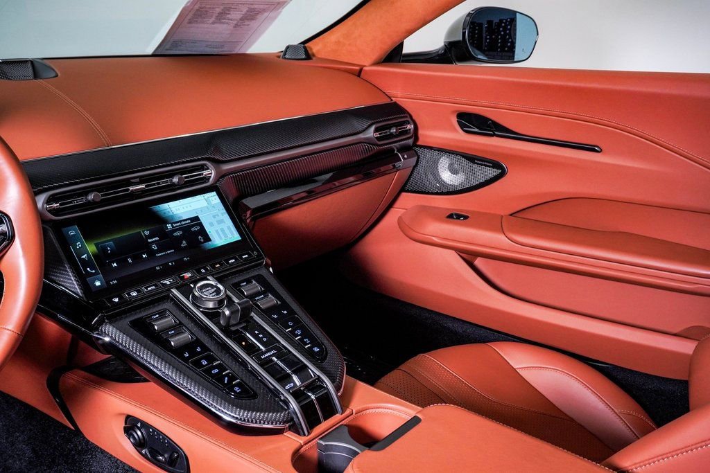 Used 2026 Aston Martin V8 Vantage Roadster image 26