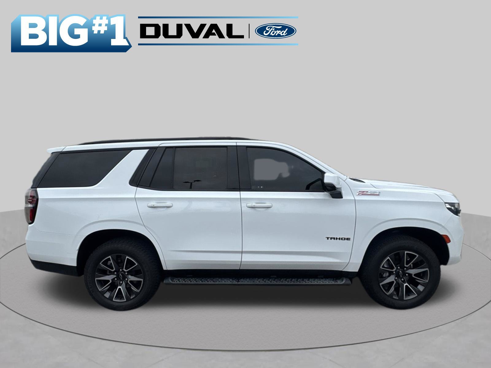 Used 2022 Chevrolet Tahoe Z71 w/ Luxury Package AWD/4WD image 5
