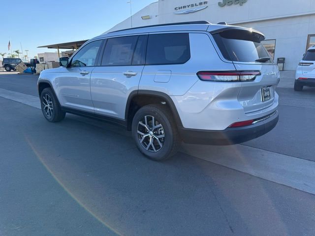 New 2025 Jeep Grand Cherokee L Limited w/ Luxury Tech Group II RWD image 4