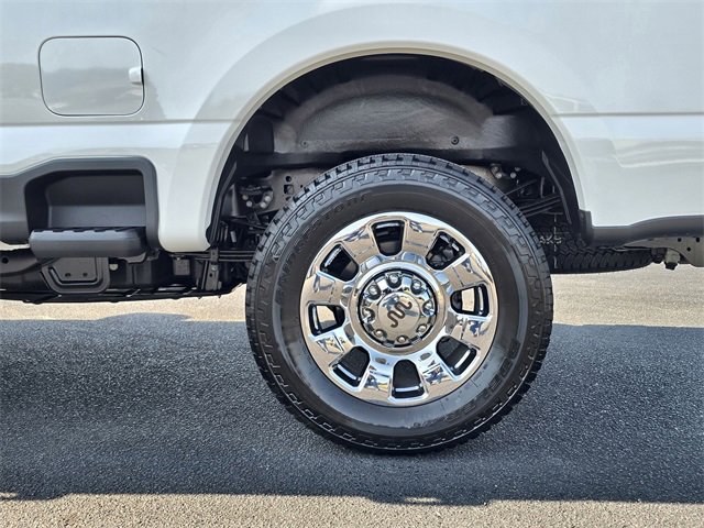 New 2025 Ford F350 King Ranch w/ Chrome Package image 12