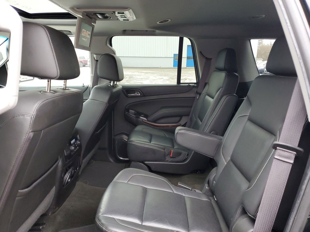 Used 2017 GMC Yukon SLT w/ Premium Edition image 30