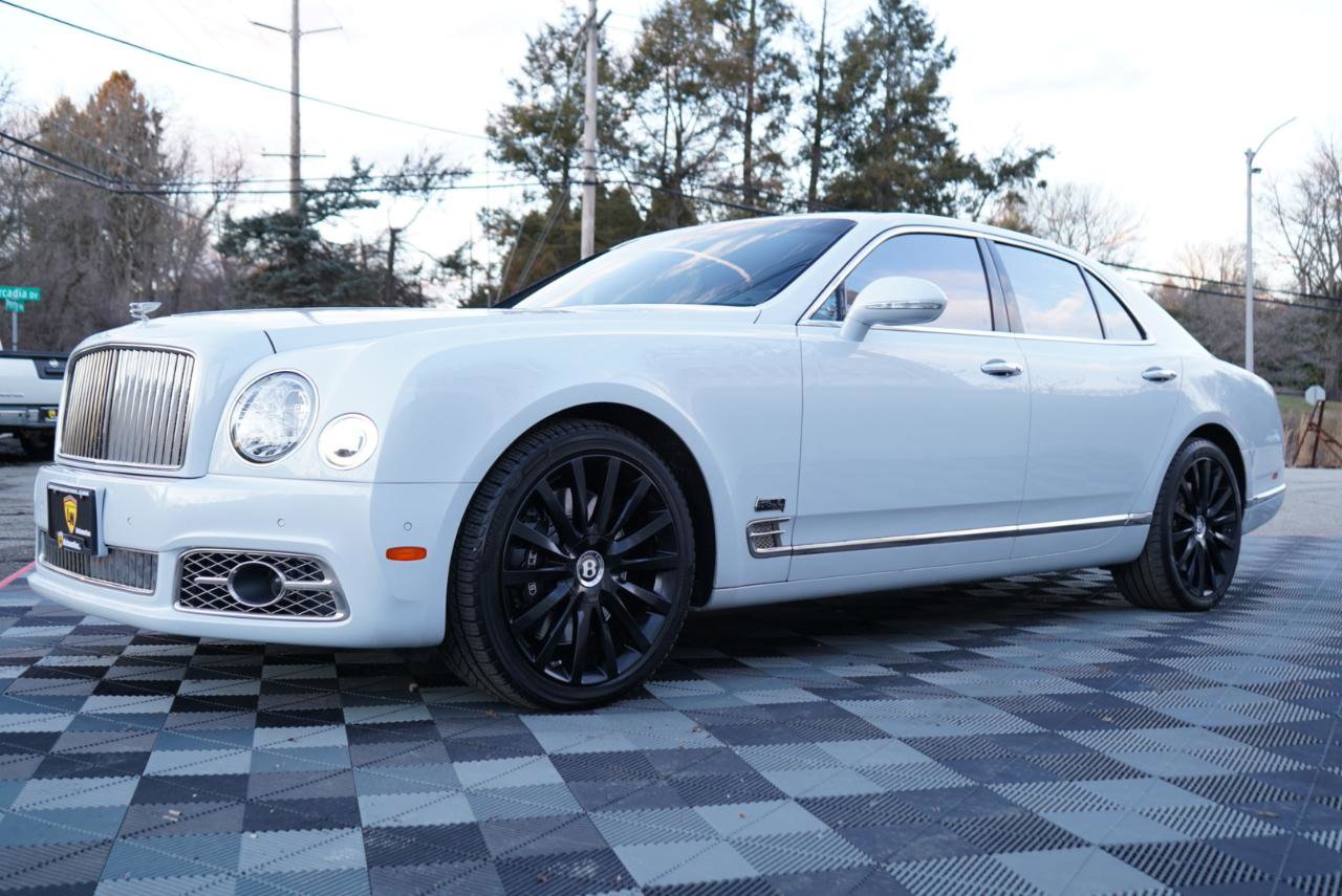 Used 2019 Bentley Mulsanne image 12