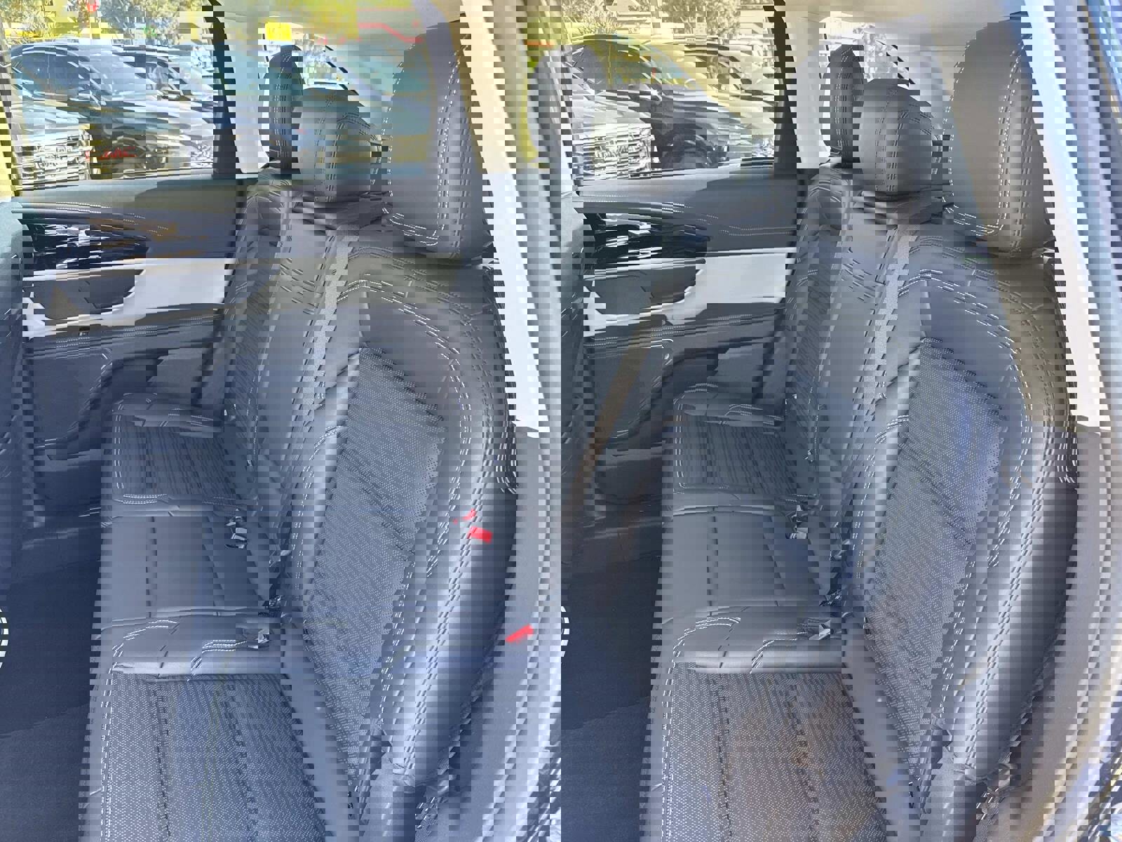 Used 2024 Lincoln Nautilus Reserve image 14