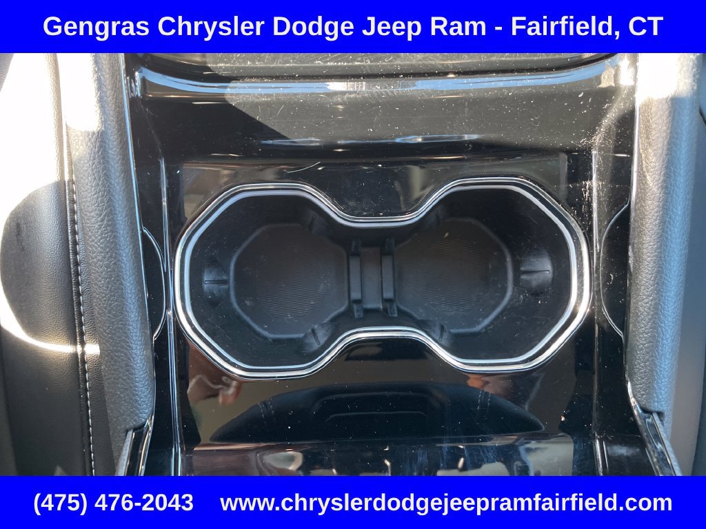 Used 2023 Jeep Grand Cherokee L Limited w/ Luxury Tech Group II AWD/4WD image 56