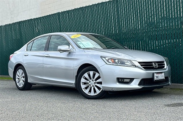 Used 2015 Honda Accord EX-L image 2