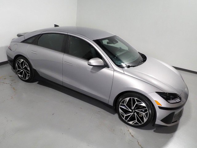 Used 2024 Hyundai Ioniq 6 SEL AWD/4WD image 11