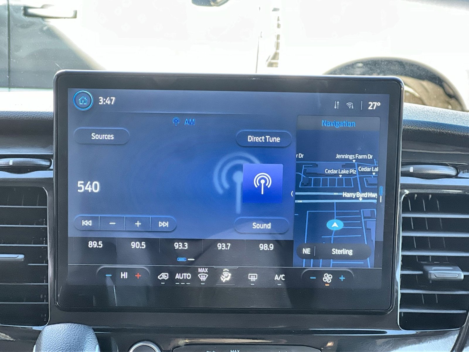 Certified 2024 Ford Transit 350 XLT image 18