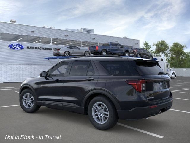 New 2026 Ford Explorer Active RWD image 5