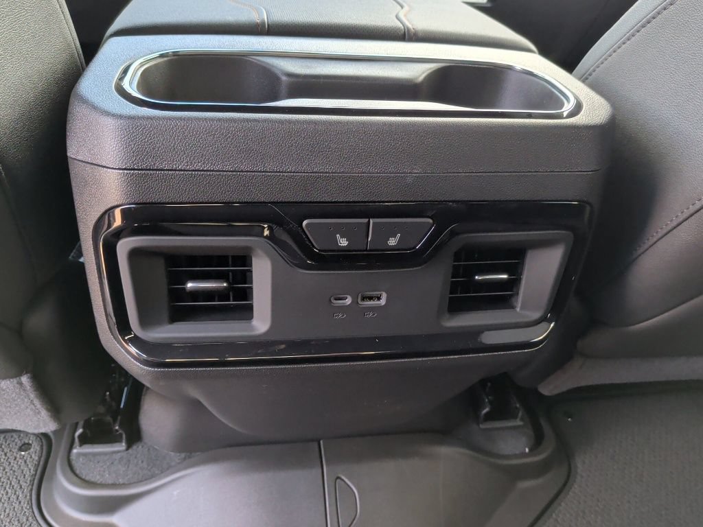 New 2026 GMC Sierra 1500 AT4 w/ AT4 Premium Package AWD/4WD image 43