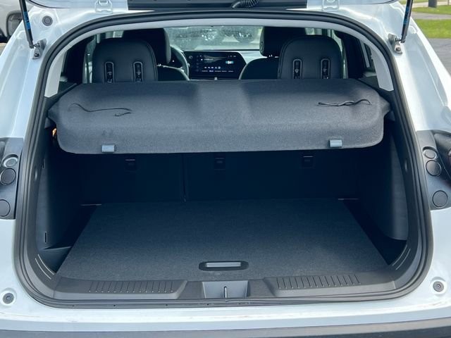 New 2026 Chevrolet Trax LT w/ LT Convenience Package FWD image 33