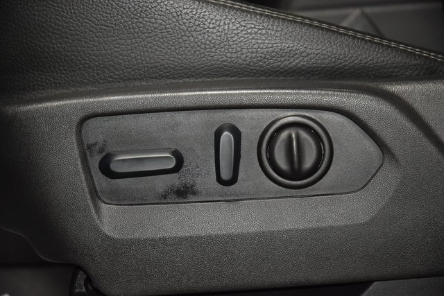 Used 2023 GMC Sierra 3500 Denali w/ Denali Ultimate Package image 38