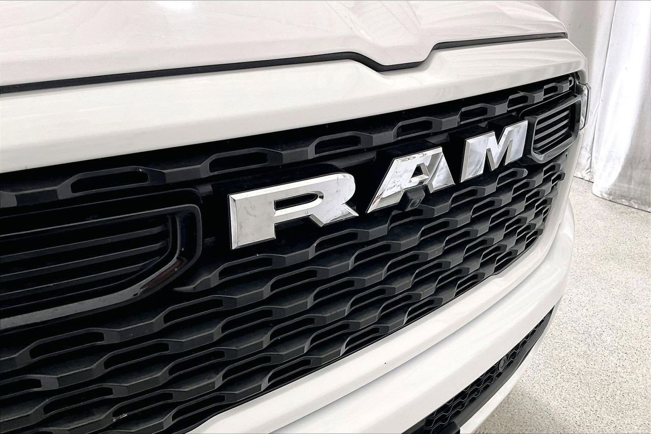 Used 2025 RAM 1500 Lone Star image 30