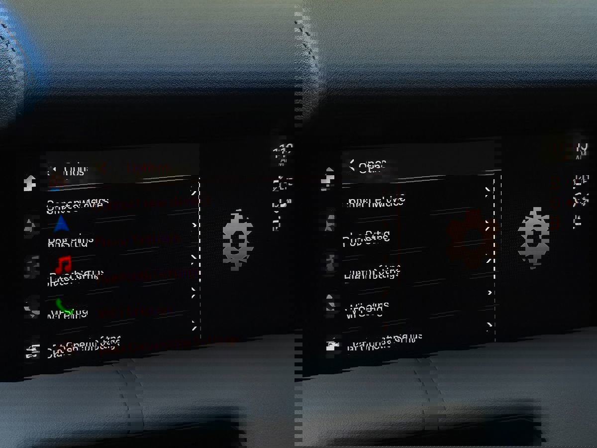 Used 2023 Porsche Taycan 4 Cross Turismo w/ Premium Package image 47