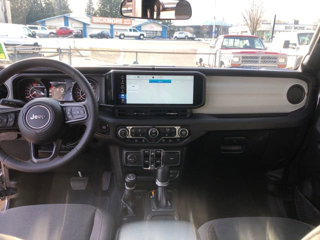 Used 2024 Jeep Wrangler Sport S image 11