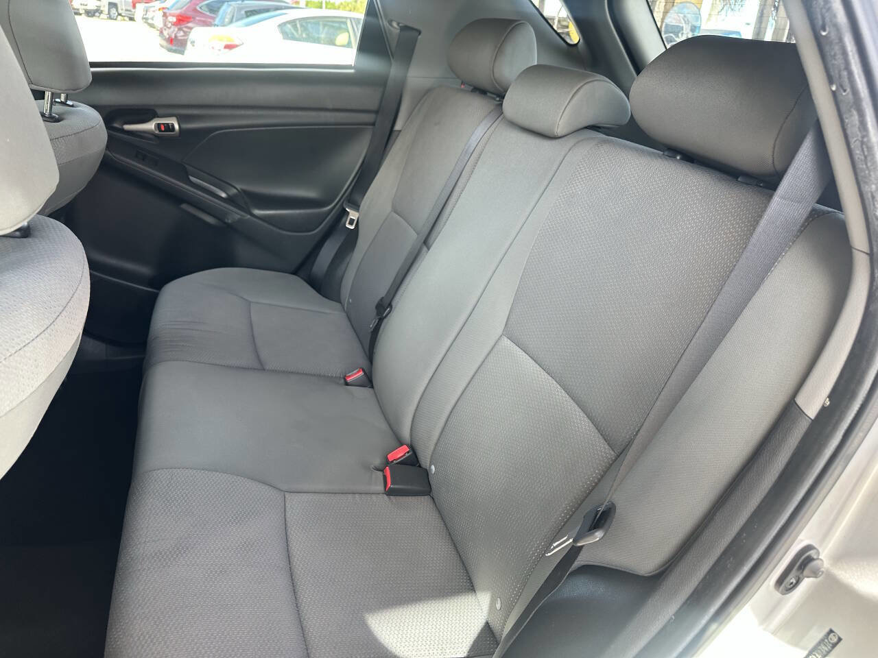 Used 2009 Toyota Matrix S FWD image 11