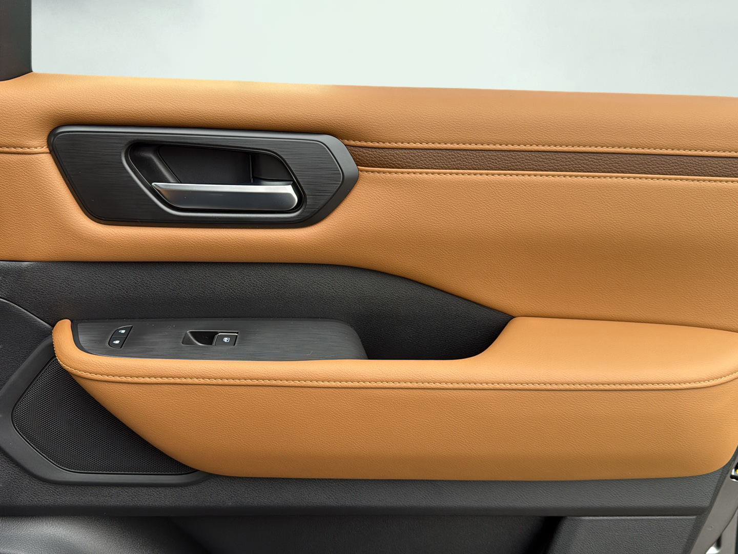 New 2026 Nissan Armada SL image 35