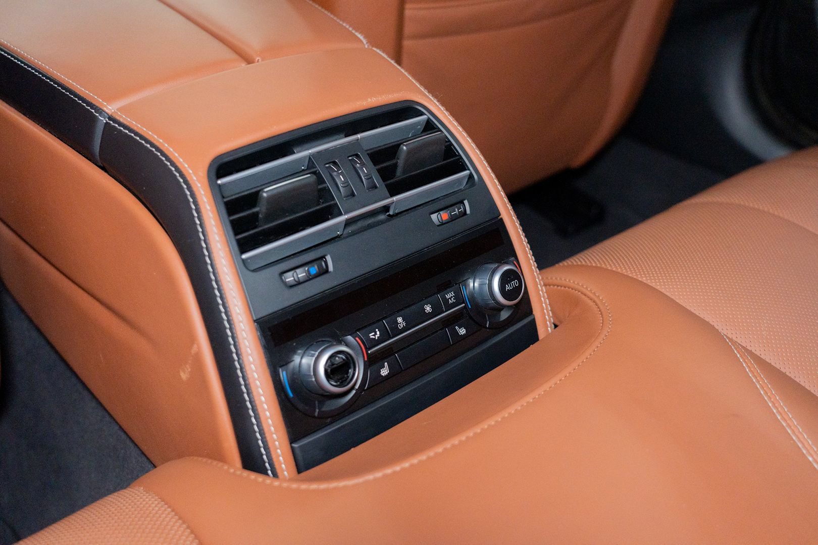 Used 2014 BMW M6 Gran Coupe RWD image 35