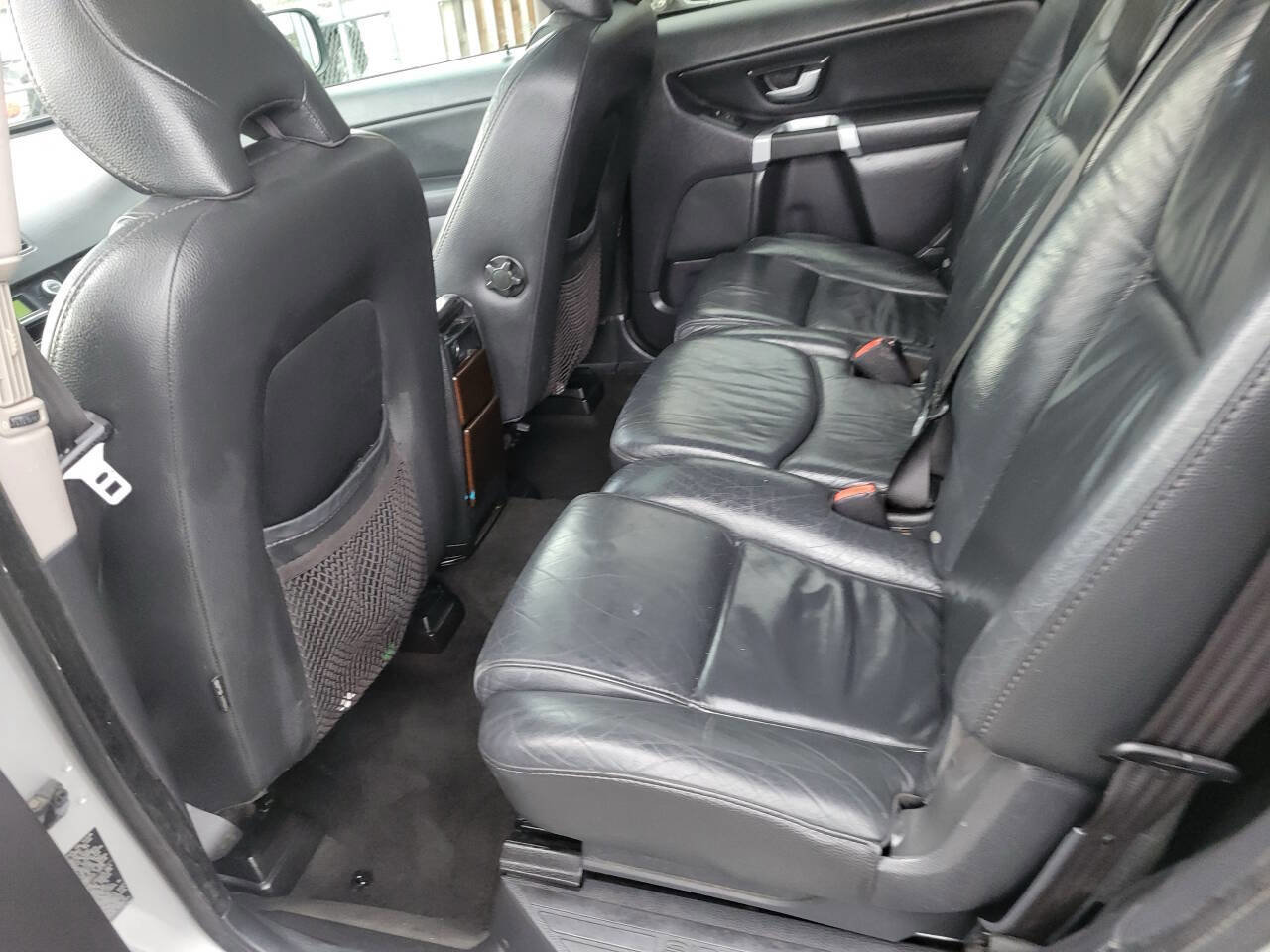 Used 2010 Volvo XC90 3.2 image 9