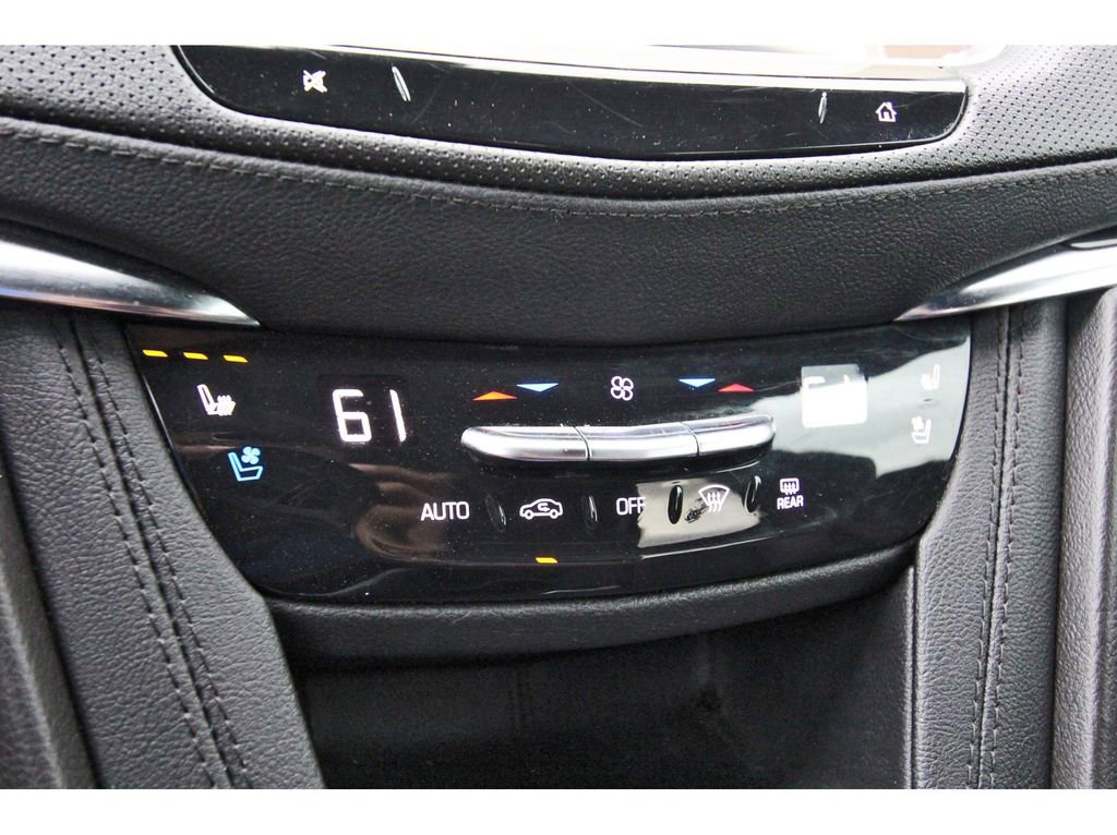 Used 2022 Cadillac XT5 Premium Luxury w/ Technology Package image 23