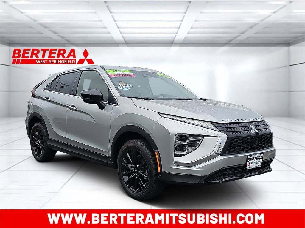 Used 2025 Mitsubishi Eclipse Cross LE image 1