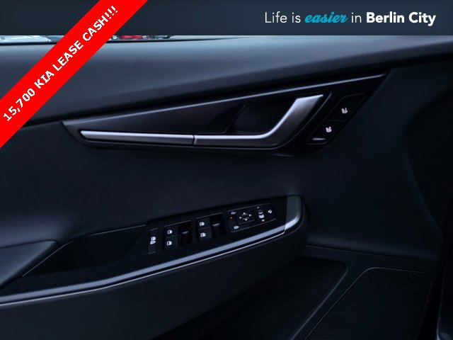 New 2025 Kia EV6 Wind image 26