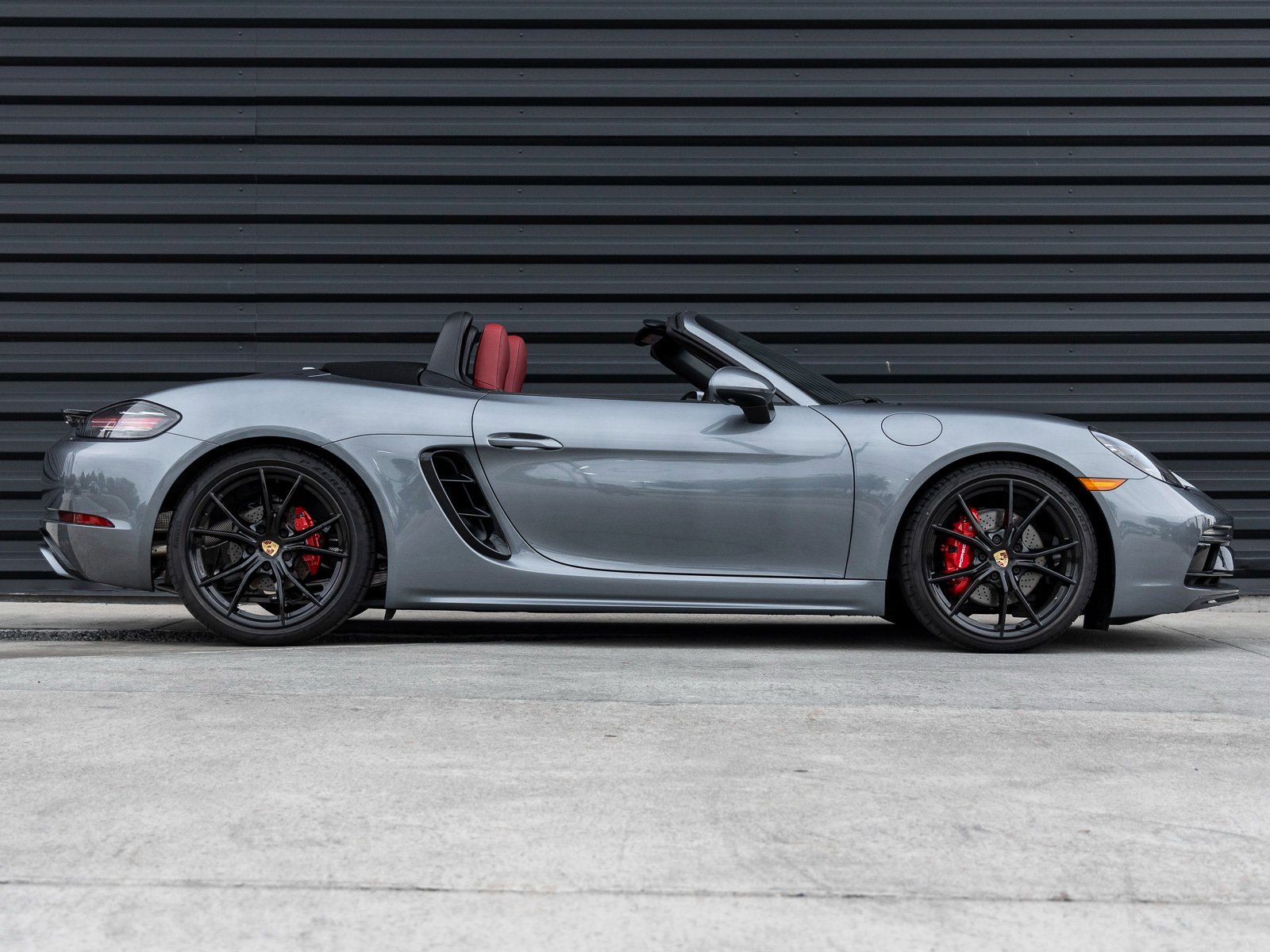 Used 2025 Porsche 718 Boxster S image 13