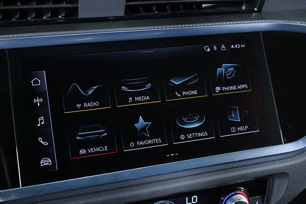 Used 2024 Audi Q3 2.0T Premium Plus w/ Premium Plus Package image 15