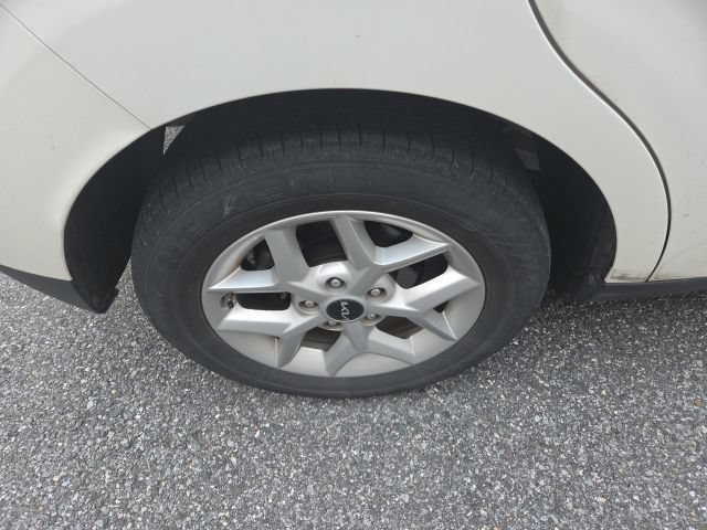 Used 2024 Kia Soul S FWD image 18