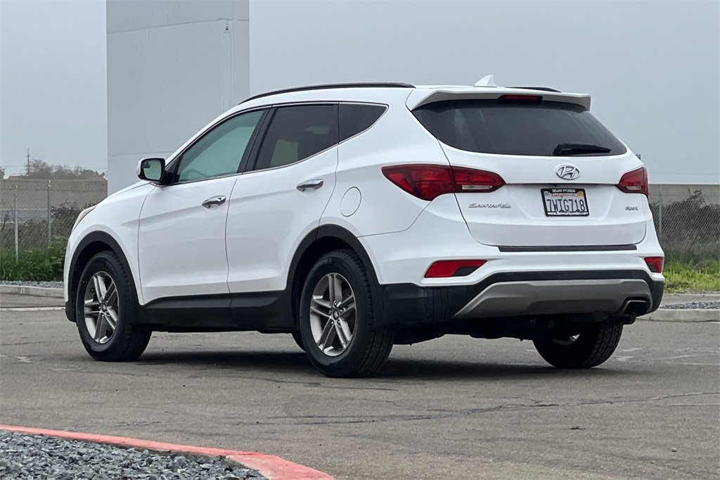 Used 2017 Hyundai Santa Fe Sport image 7