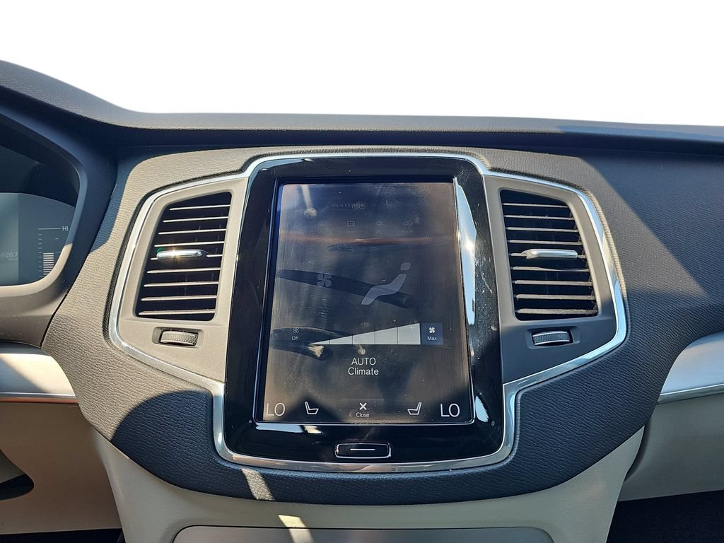 Used 2018 Volvo XC90 T5 Momentum w/ Convenience Package AWD/4WD image 24