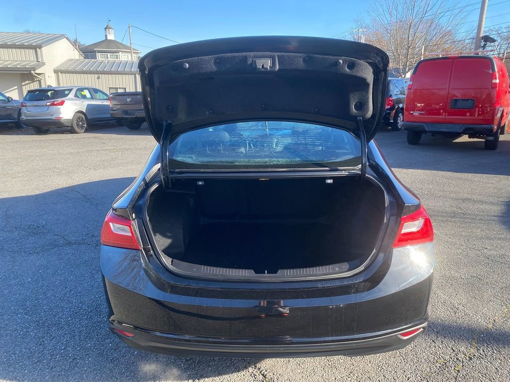 Used 2018 Chevrolet Malibu LS image 24
